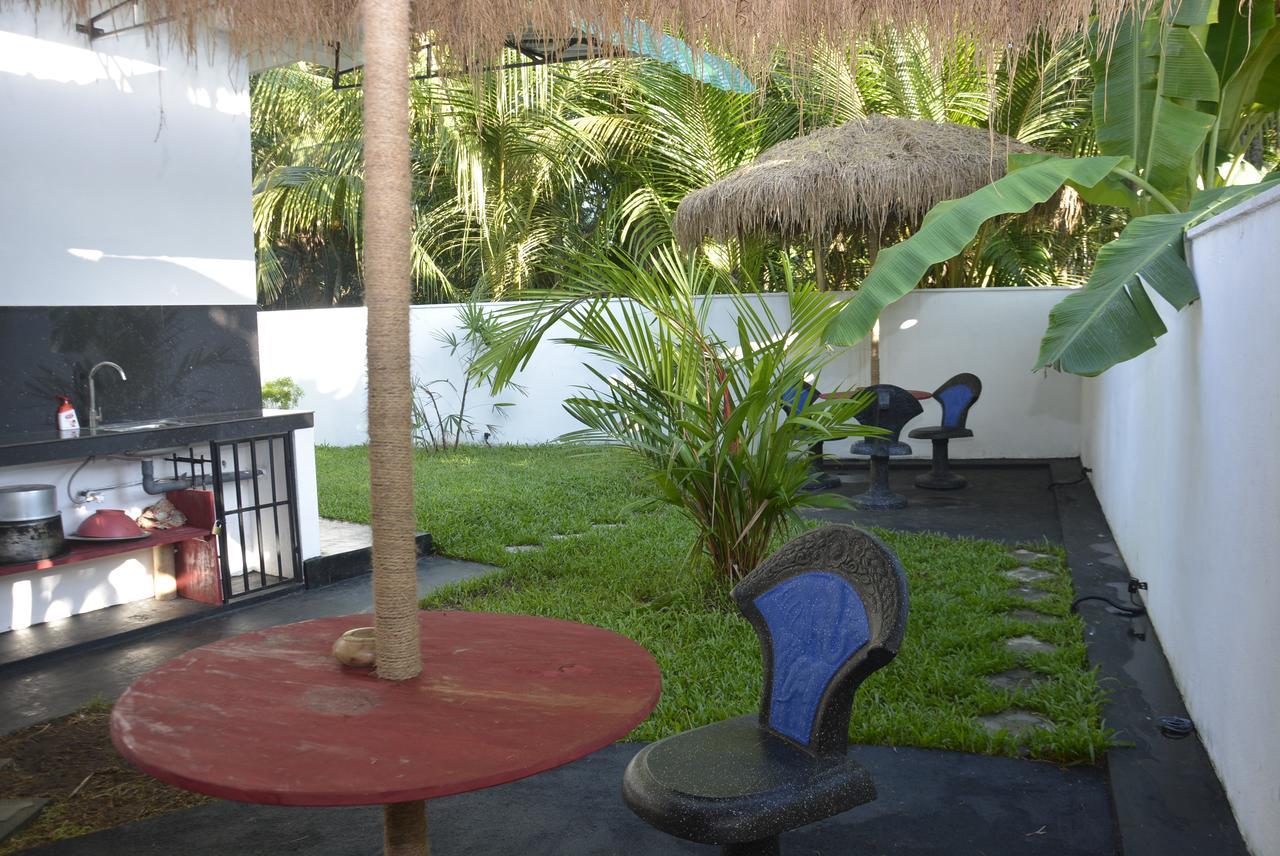 Star Nodes Villa Galle Bagian luar foto